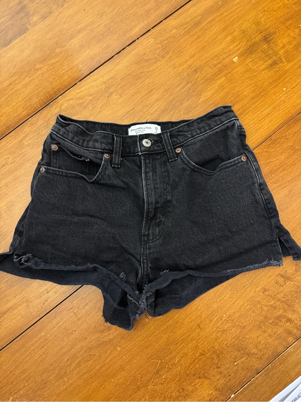 Abercrombie Curve Love Mom Short